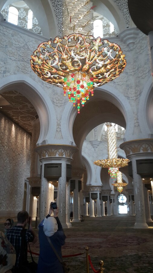Schmuckstück Moschee in Abu Dhabi