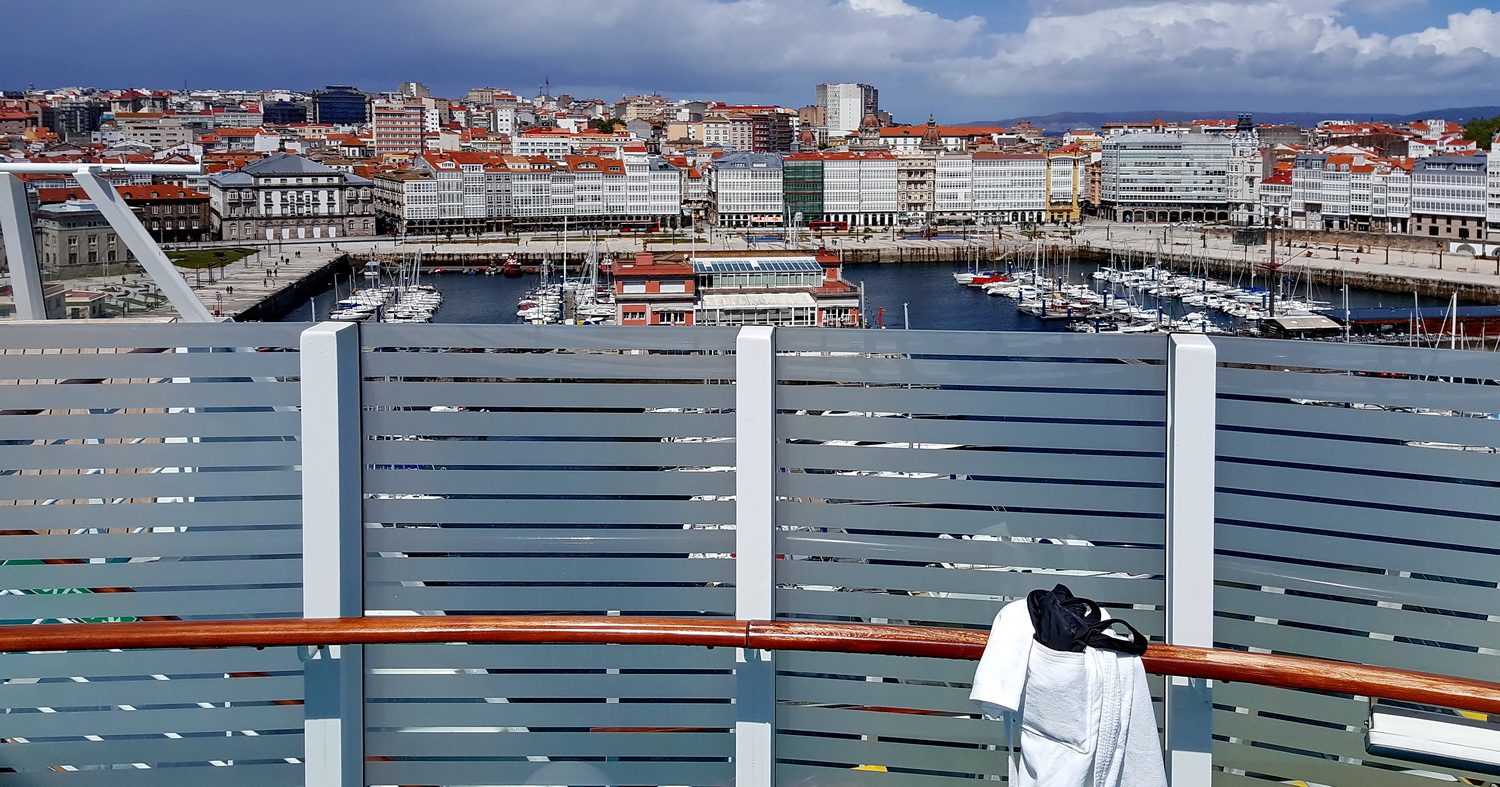 Blick auf A Coruña vom FKK Deck aus ....