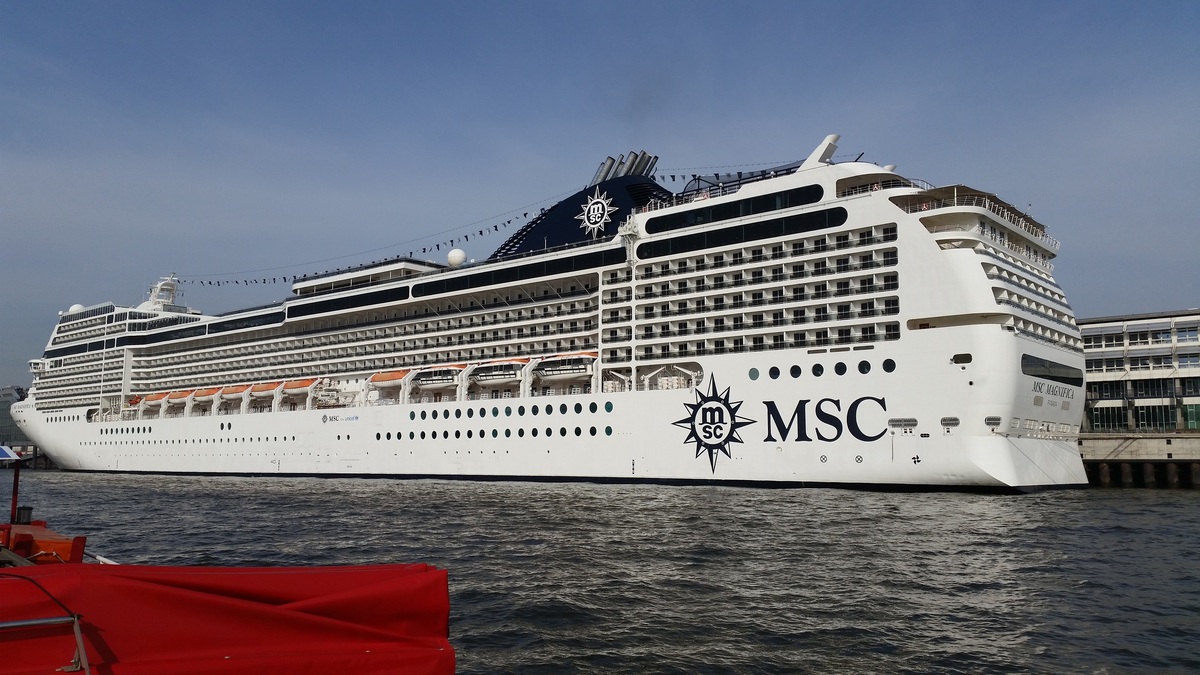 MSC MAGNIFICA Hafen Hamburg 28-09-2014