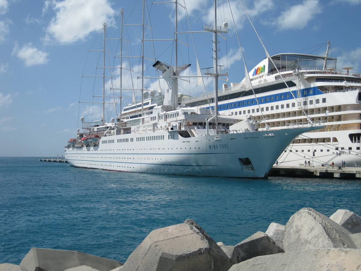 Karibische Momente - St. Maarten - Die Windsurf an der Seite der mar