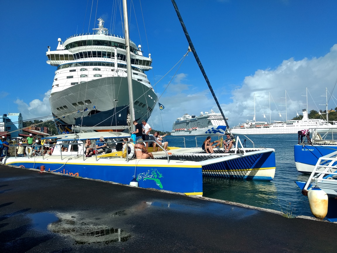 St. Lucia... vom Schiff aufs Schiffchen
