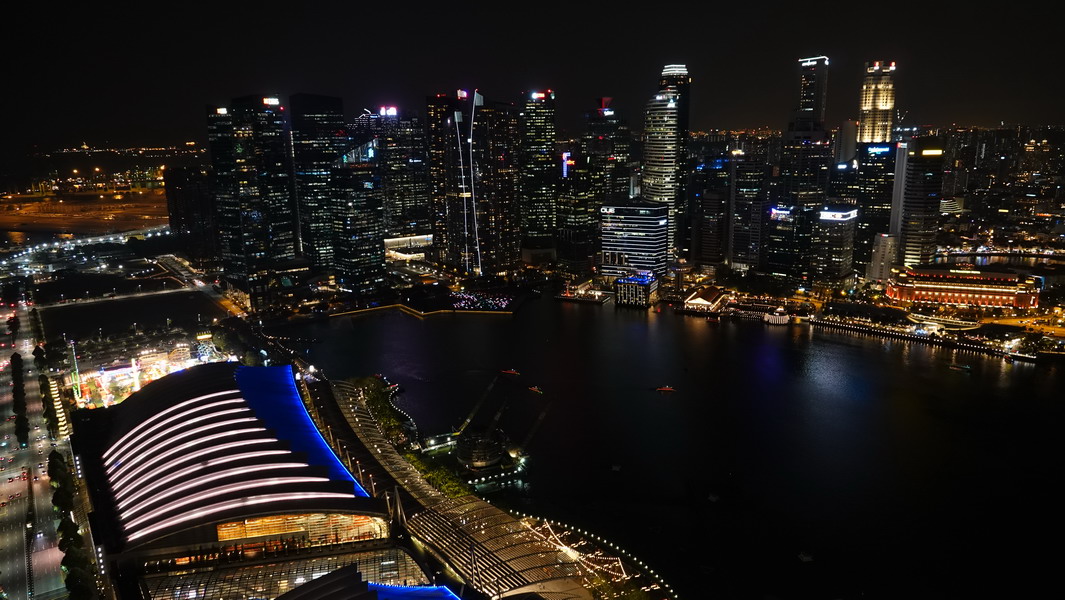 Singapur bei Nacht.
