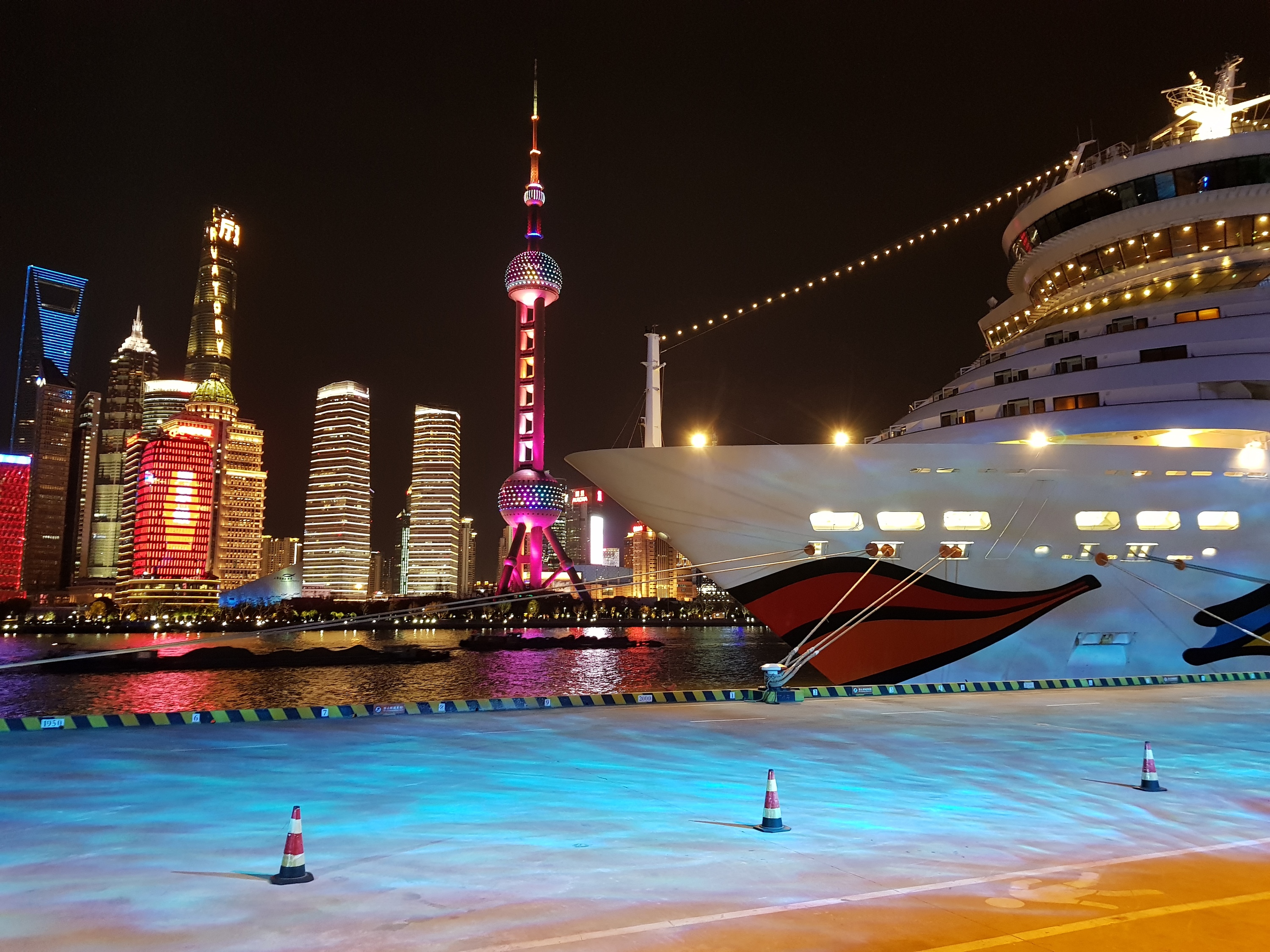 AIDAbella in Shanghai am 31.03.2019