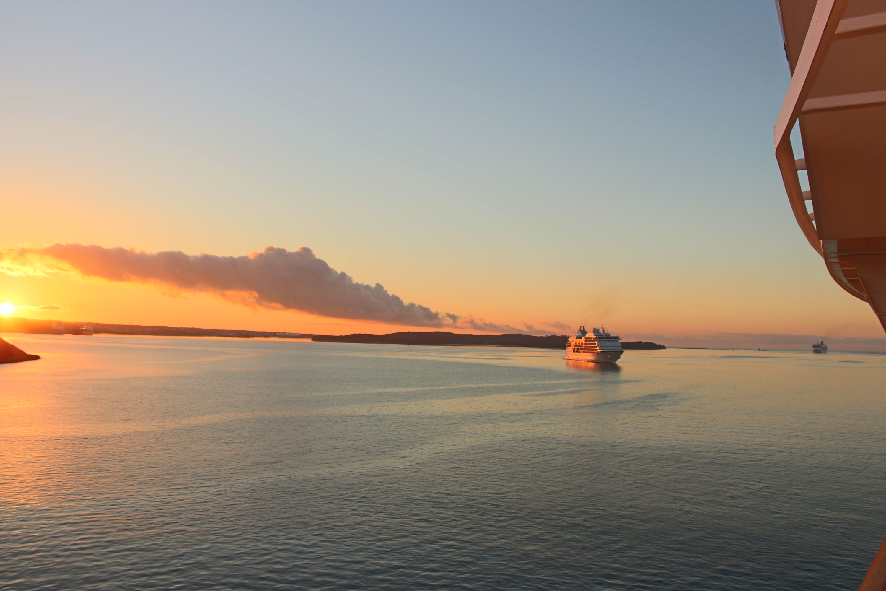 AIDAbella Indian Summer - Unvergessliche Momente: Einlaufen in Halifax