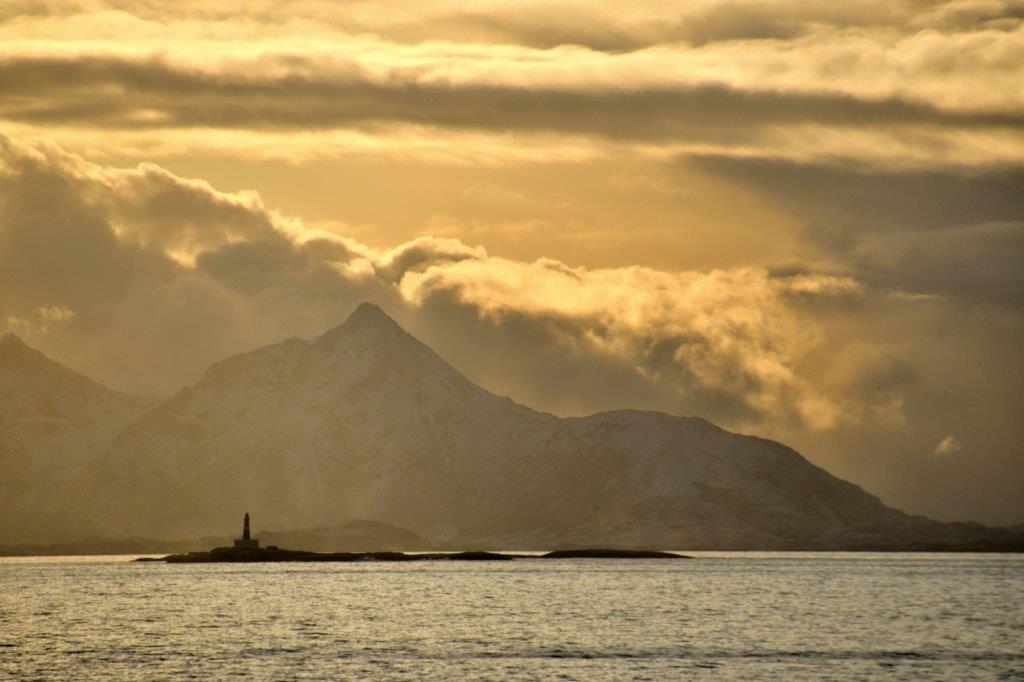 Golden erscheinendes Norwegen
