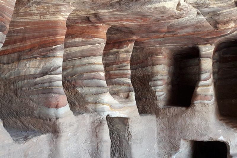 Farbenspiel im Fels von Petra