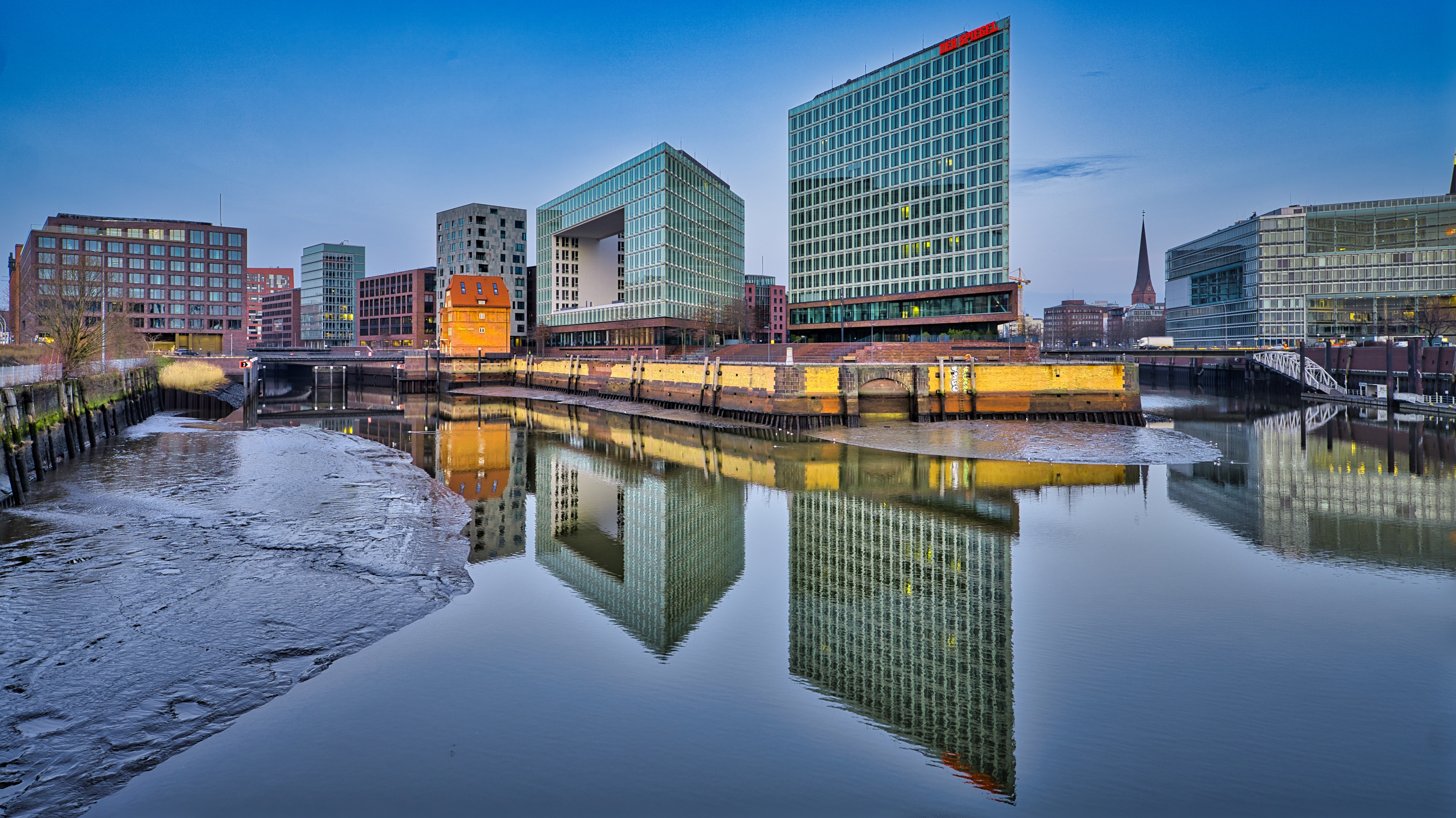 Hamburg an einem Montag Morgen im Februar 2021