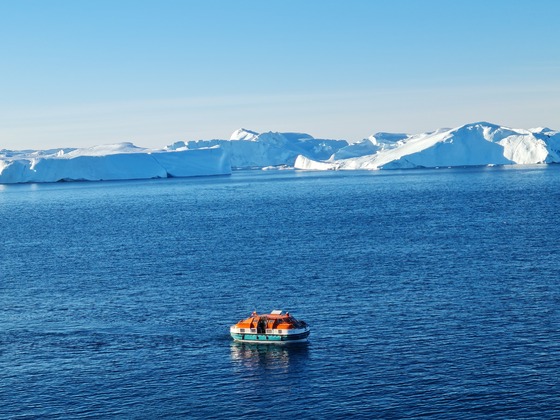 Tendern im Eisfjord in Ilulissat