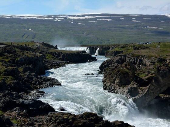 Es ist nicht mehr weit bis zum Goðafoss.