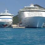 AIDAvita-Oasis of the Seas-1