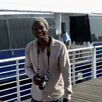 Wir haben uns gegenseitig fotografiert, wollten jedoch unsere gegenseitigen Bilder nicht kaufen.