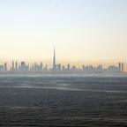 Die Skyline von Dubai im Morgendunst