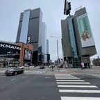 dann weiter Richtung City zu den Hochhäusern